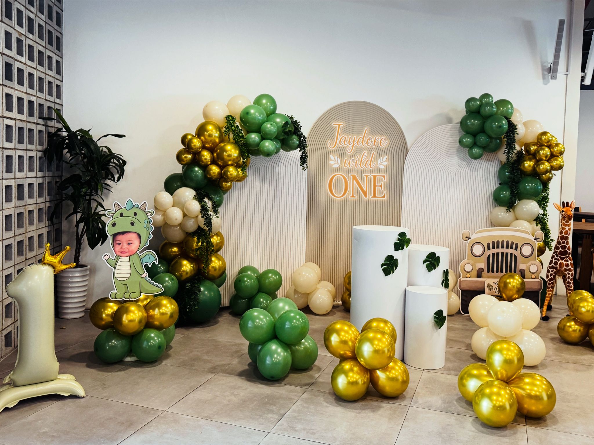 Jungle Safari birthday decoration by Balloons and Bliss SG
