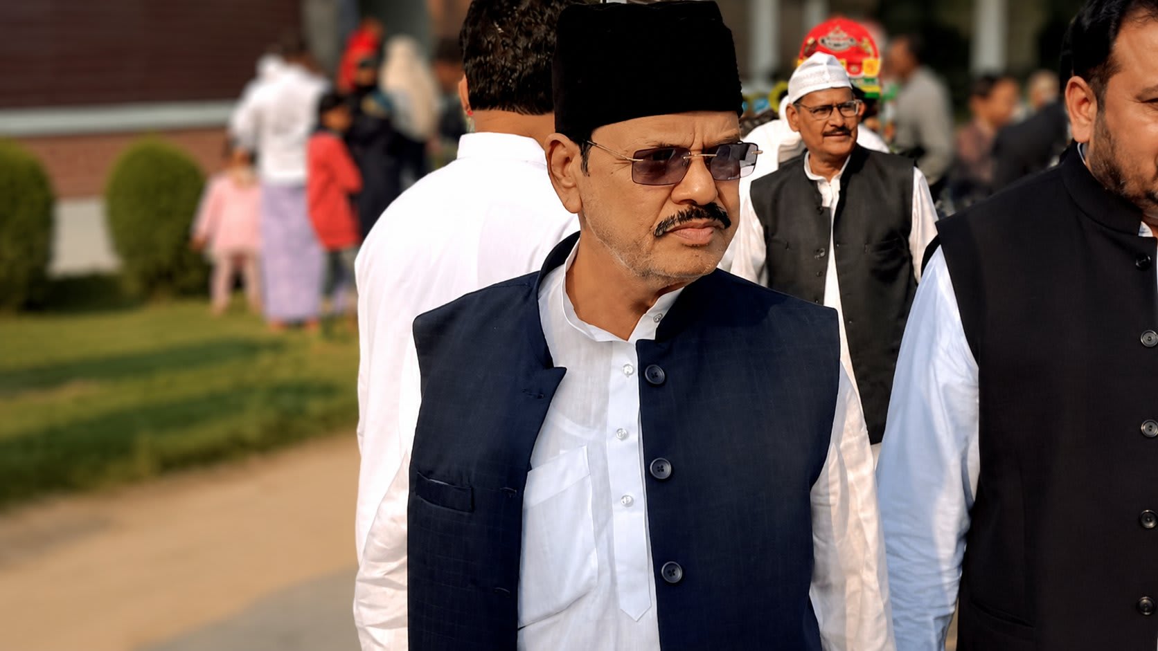 Arman Sadri - Gallery Image