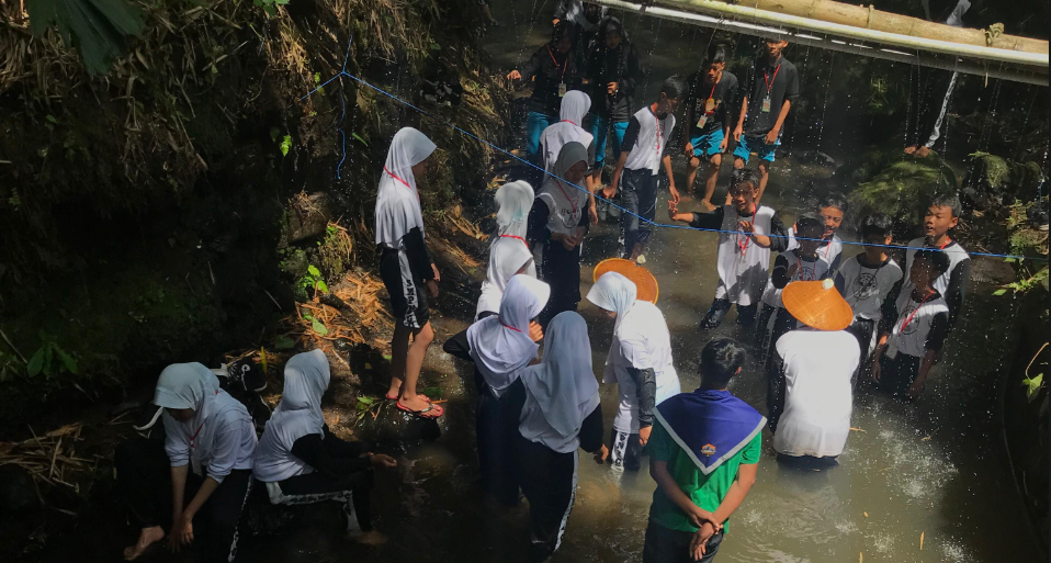 Aktivitas outbound seru untuk kelompok dan komunitas
