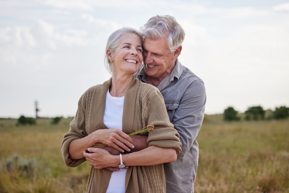 Can you safely chew gum if you have a fixed dental bridge replacing your missing back teeth?
