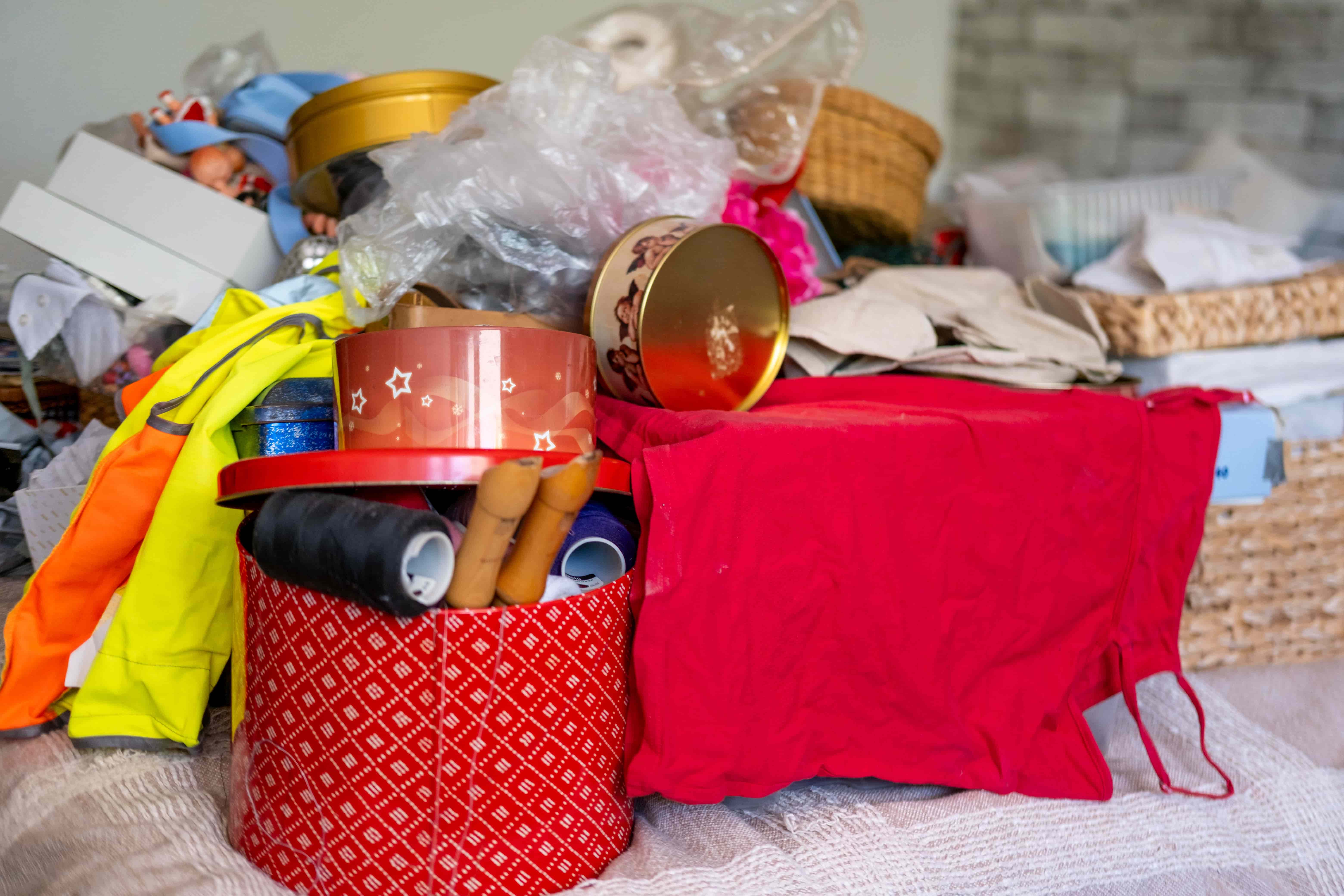 How to Declutter a Home Before Christmas in London: The Ultimate Junk Removal Checklist