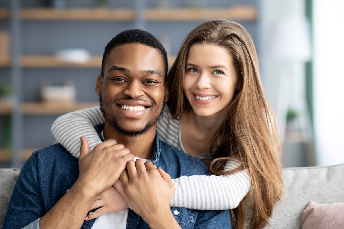 Can a painless, firm sore on the genitals disappear on its own while the Syphilis infection stays?
