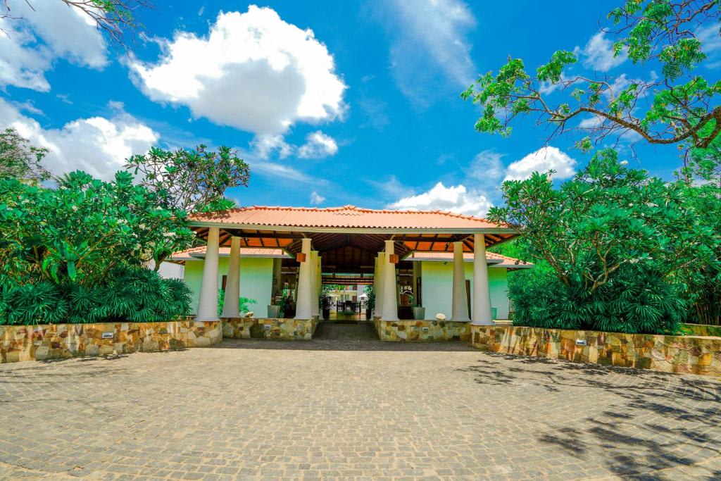 HOTEL TAMARIND TREE -Tissamaharama