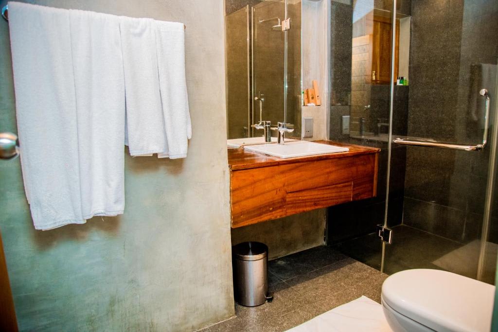 Giritale Hotel