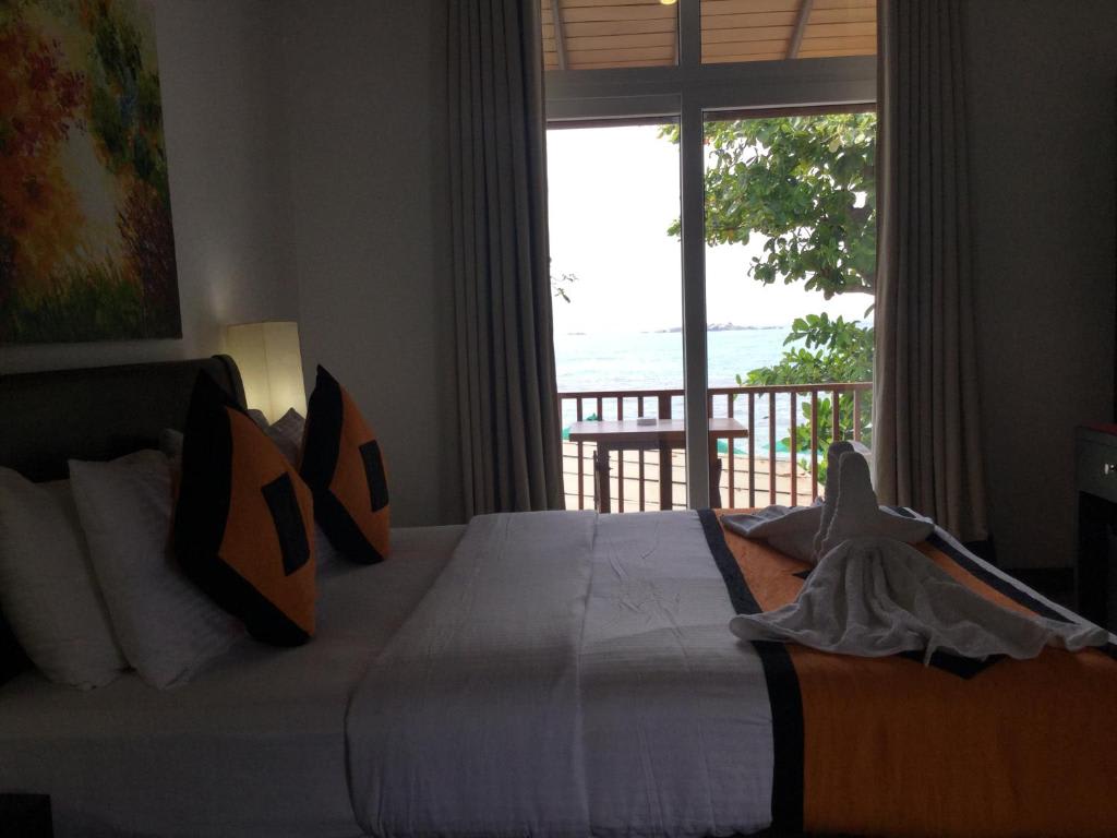 Joe's Resort Unawatuna