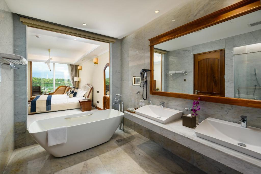 Araliya Beach Resort & Spa Unawatuna