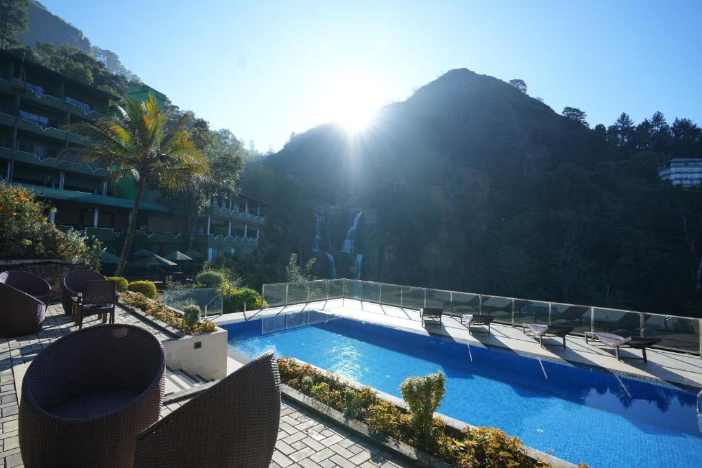 Ramboda Falls Hotel