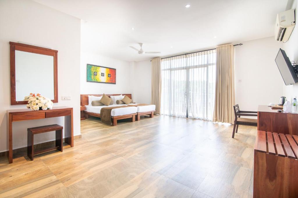 Oak Ray Regency