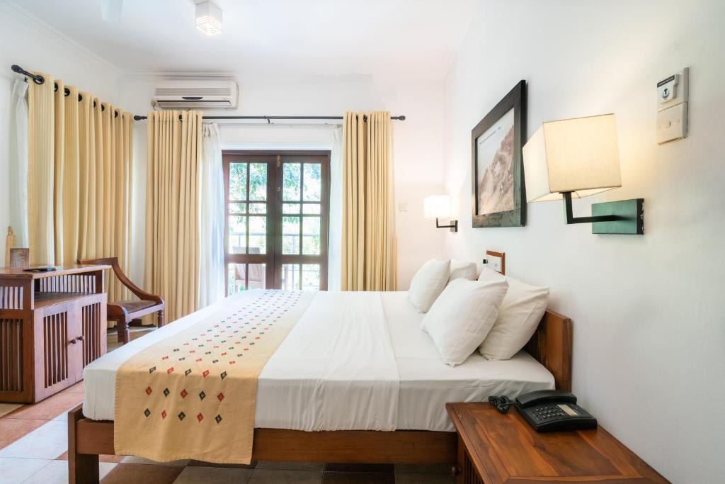 Senani Hotel