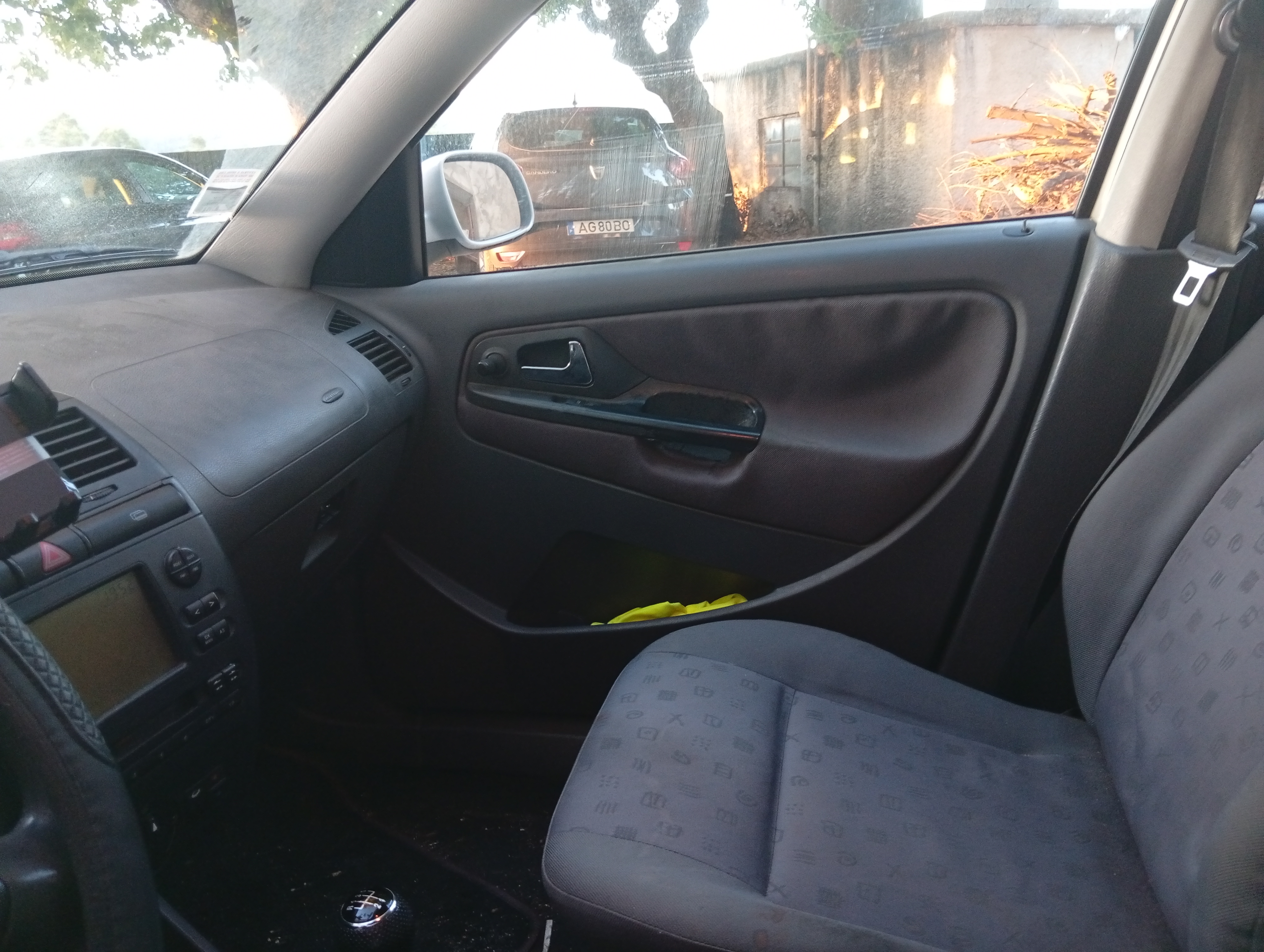 Seat Ibiza 2002 — antes 12