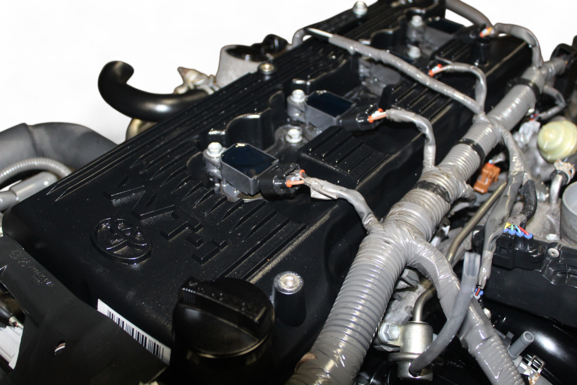2000–2005 Toyota Dyna 2.0L DOHC VVT-i Engine Auto RWD Transmission with Loom &amp; ECU DriveCore Auto 1TR 0483013