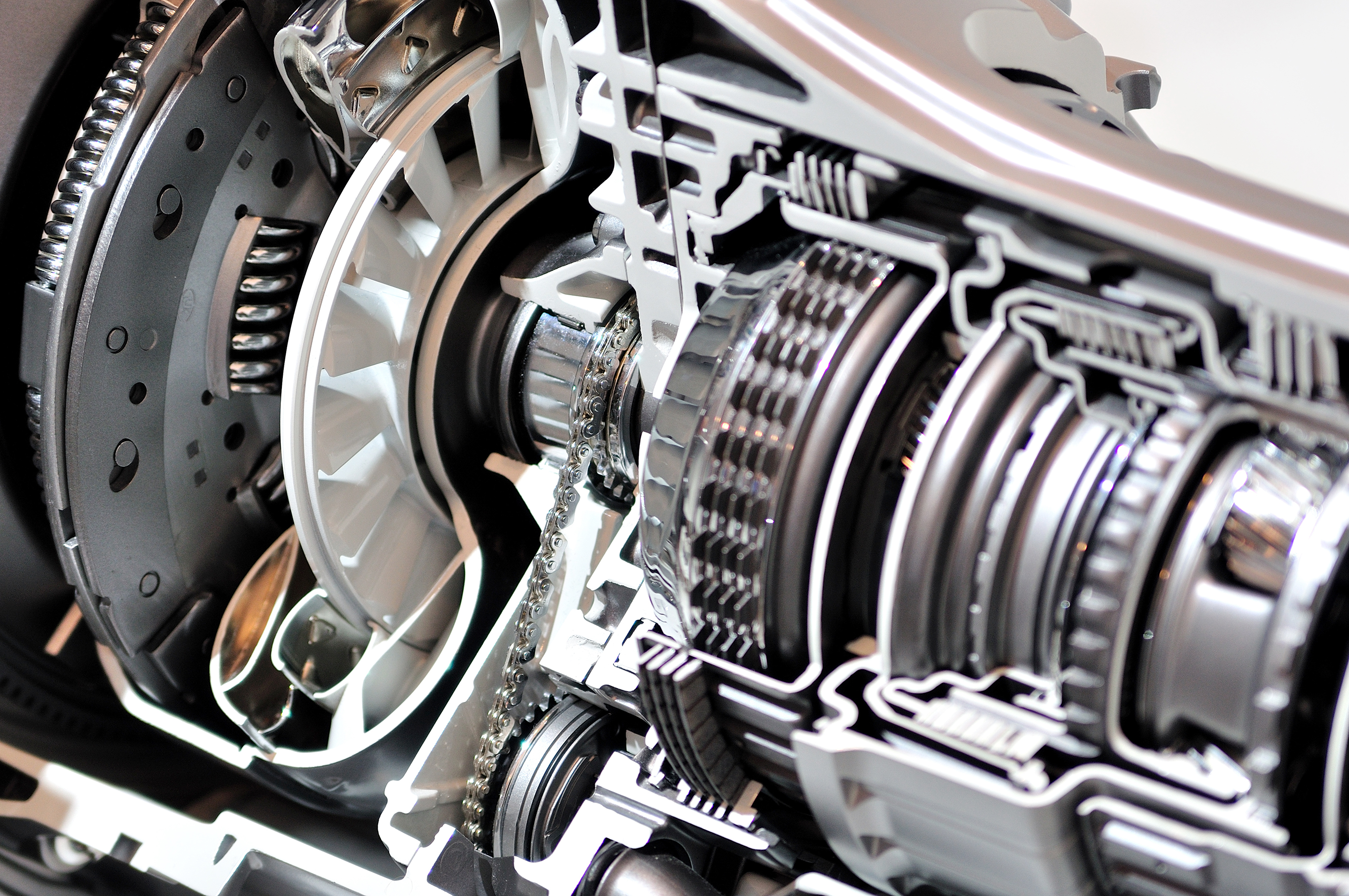 Transmission Slipping? Complete Diagnosis and Solutions Guide