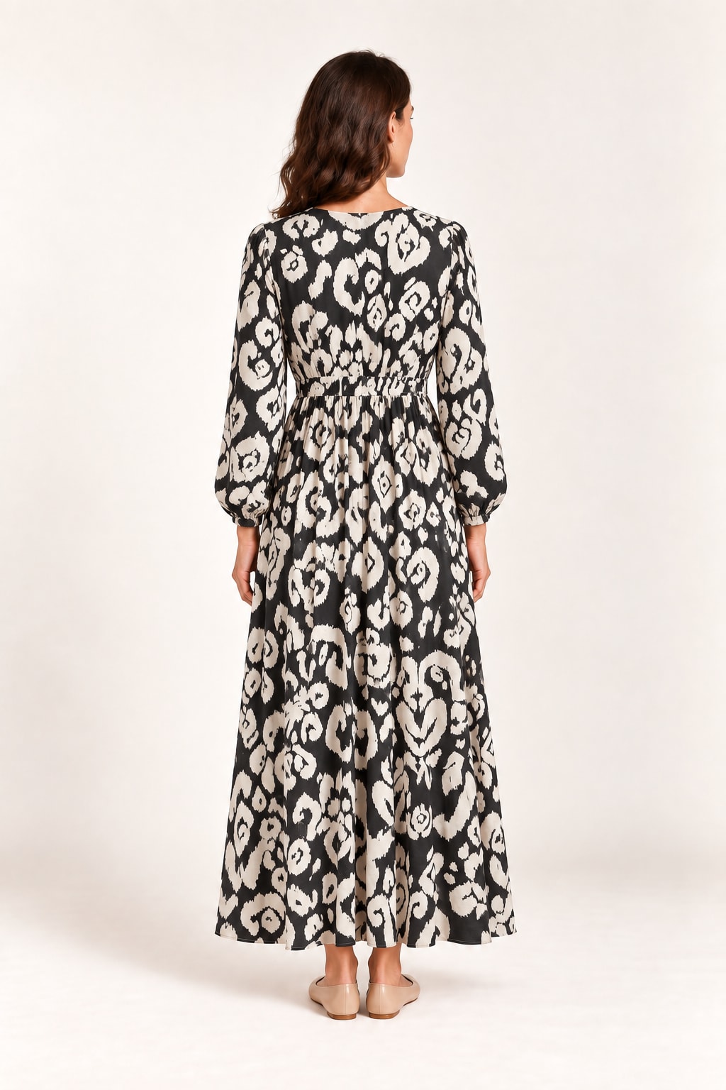 Robe Ilona longue imprimée noir écru Tsniout - vue 2