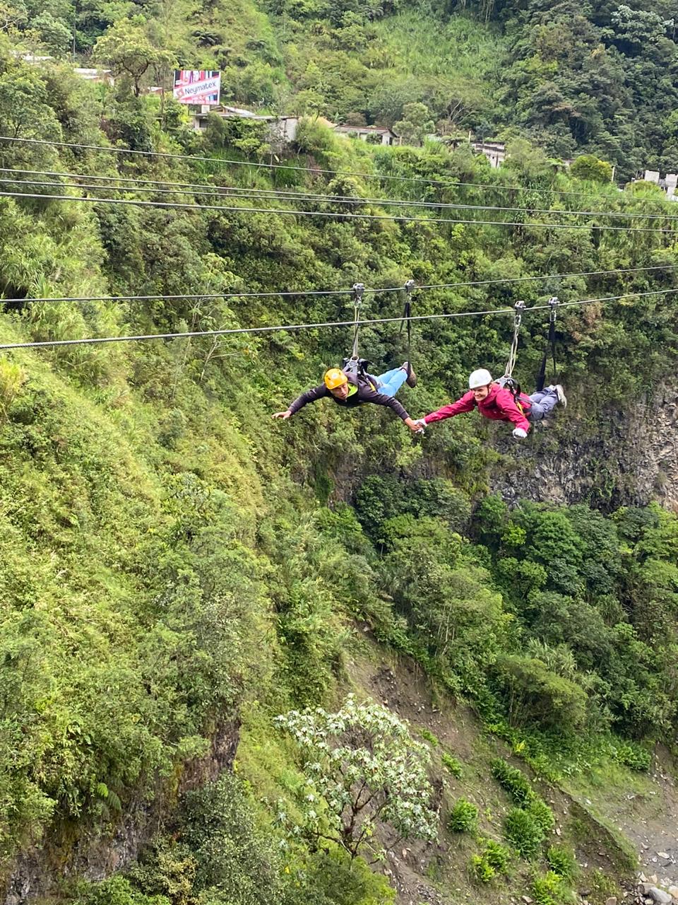 Canopy Mega Adventure Park en Banos Ecuador