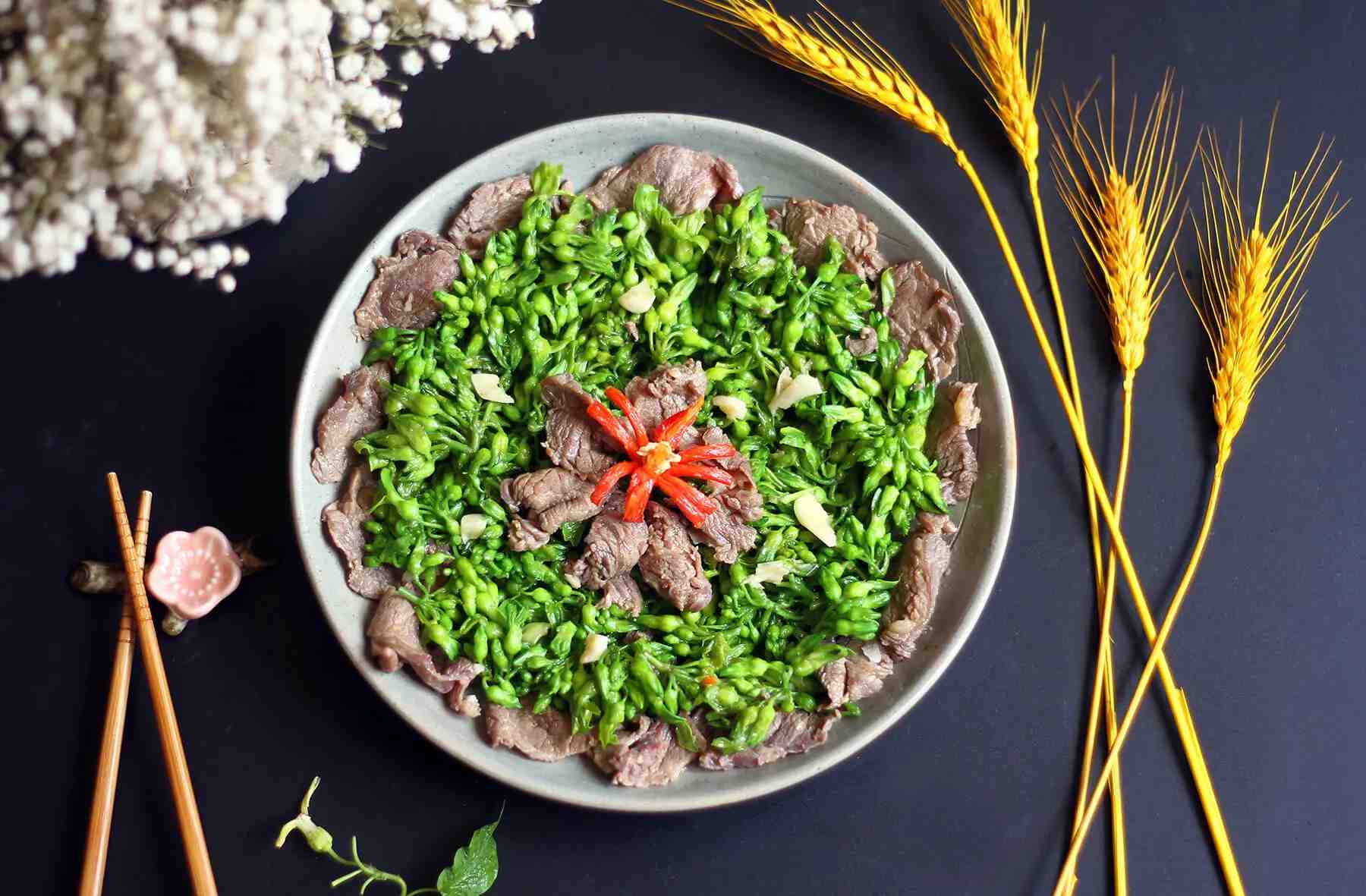 Thịt bò xào thiên lý