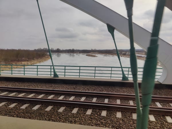 Widok Z Pociagu Na Rzeke