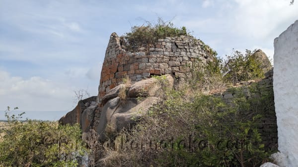 Jogikallu