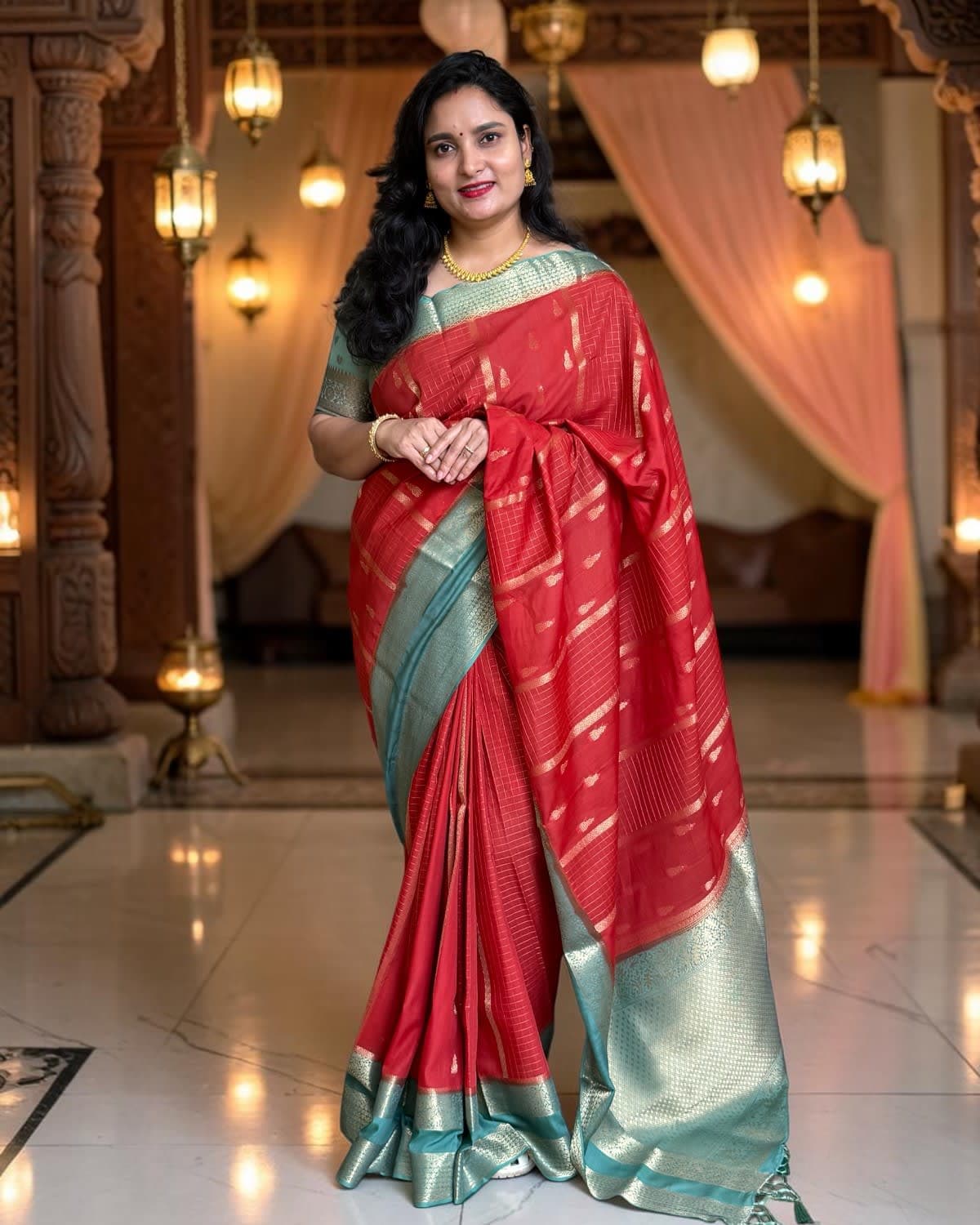Viscose Crepe Saree (Checks and Jumka Motifs)