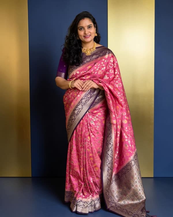 Banarasi Dola (Jal Pattern and Floral Border)