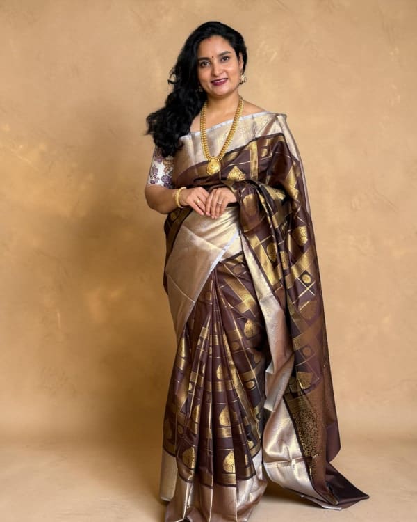 Banarasi Soft Silk (Leaf Motifs & Rich Border)