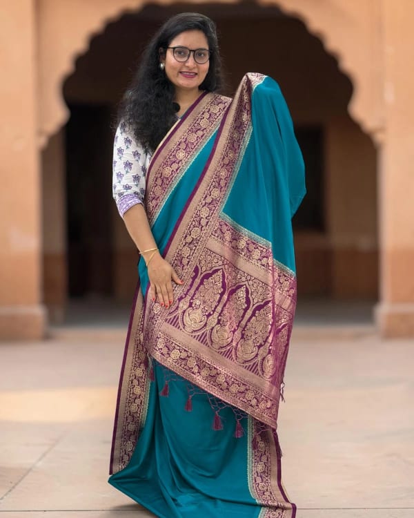 Banarasi Dola Saree (Floral Border, Rich Pallu D1)