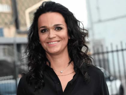 Певица Слава и Филипп Киркоров устроили скандал из-за пластики ее груди