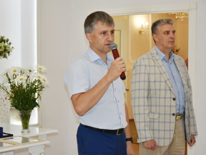 В Гусь-Хрустальном по доброй традиции чествовали гусевские семьи, прожившие в браке четверть века и более