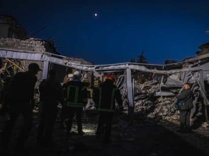 Украина сообщила о погибших от попадания ракеты в пиццерию в Краматорске
