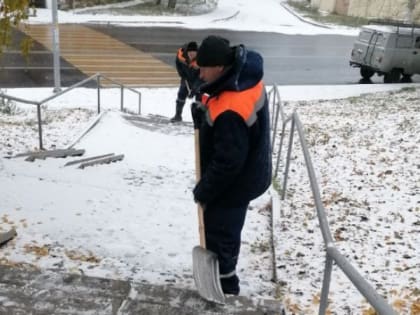 Мэрия поздравила владимирцев с первым снегом и напомнила о горячей линии