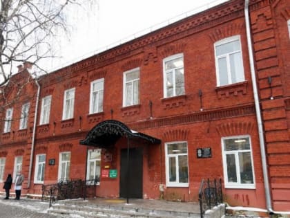 Судогодская ЦРБ прокомментировала видео, где личинки моли ползают по одеялу пациента