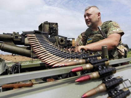 В Северной Ирландии конфисковано оружие у террористов, прибывшее с Украины