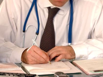 Врач получил крупный штраф за выдачу сертификата о вакцинировании от ковида