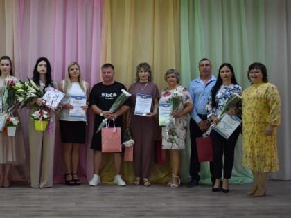 Золотых медалистов наградили в Гусь-Хрустальном районе