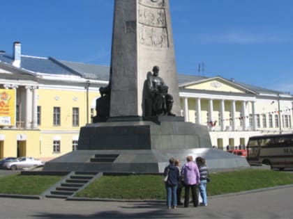Владимир вошел в топ-10 самых красивых и узнаваемых городов России
