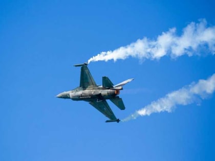 В Германии заявили, что не планируют обучать украинских пилотов управлению F-16