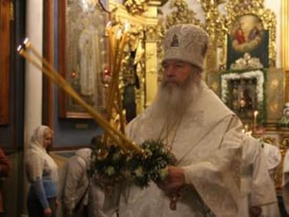 Митрополит Владимирский и Суздальский Тихон совершит Божественную литургию в храме Свято-Знаменского монастыря