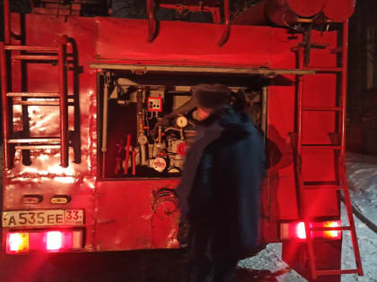 В Кольчугино загорелся многоквартирный дом, а во Владимире – частные постройки