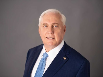 Полковник Дуглас Макгрегор: Польша захватит Западную Украину, чтобы выселить туда беженцев