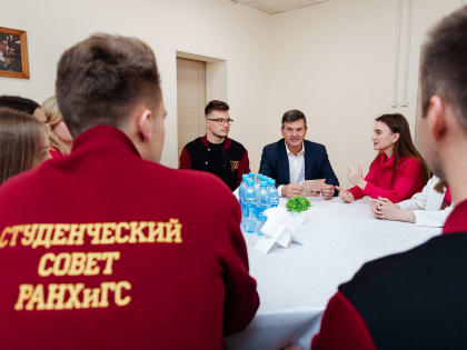 Поставленные Президентом задачи по подготовке кадров обсудили во Владимире