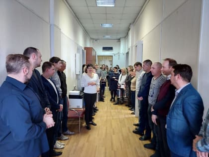 С Днем защитника Отечества