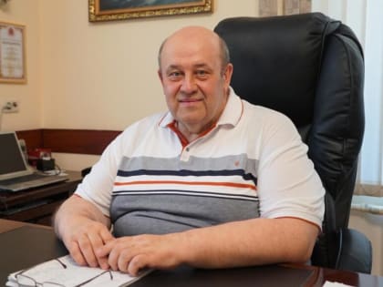 Директор санатория им. Абельмана Михаил Волосов удостоен медали Луки Крымского 