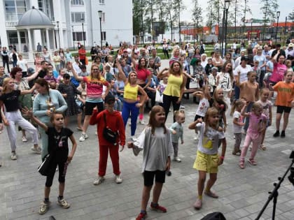 Праздничное мероприятие "Милый сердцу уголок", посвященное Дню микрорайона Жилучасток