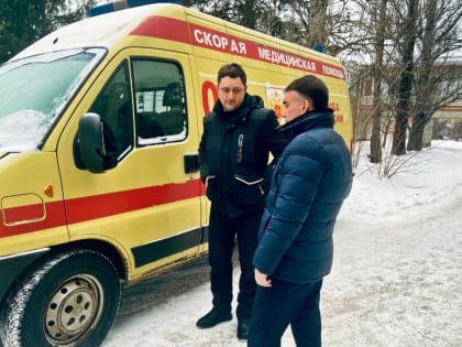 Жителям поселка Вольгинский пообещали наладить работу скорой помощи