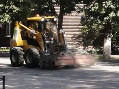 Уборка улично-дорожной сети: 28 августа