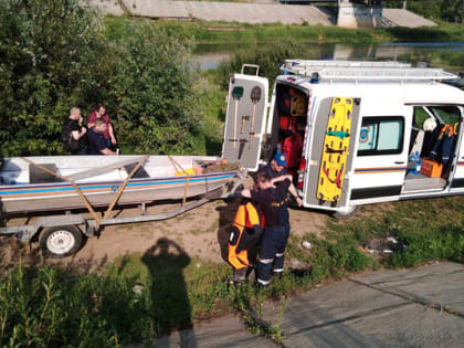 Во Владимирской области из Нерли спасатели достали мертвого мужчину