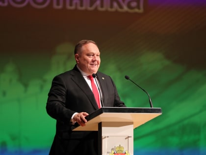 В преддверии Дня медицинского работника во Владимирской области наградили сотрудников системы здравоохранения