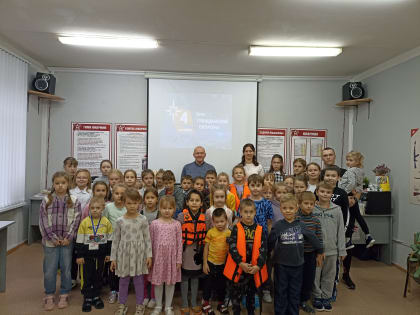 Сотрудники ГОЧС в гостях у истоковцев