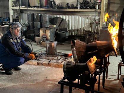 Из Владимирской области в ЛНР доставили колокол для звонницы Свято-Никольского храма