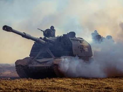 ЧВК «Вагнер» во время штурма Артемовска уничтожает бронетехнику врага