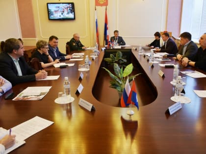 Глава Гусь-Хрустального Алексей Соколов провел совещание с руководителями промышленных предприятий города